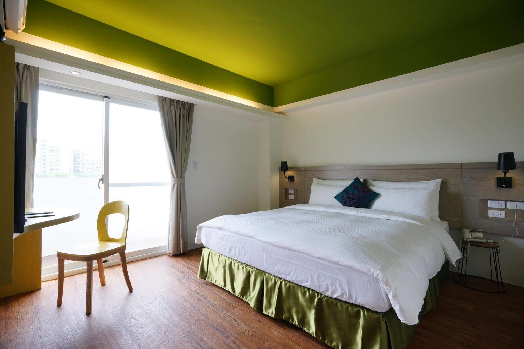 Papersun Hotel Taipei Exteriör bild